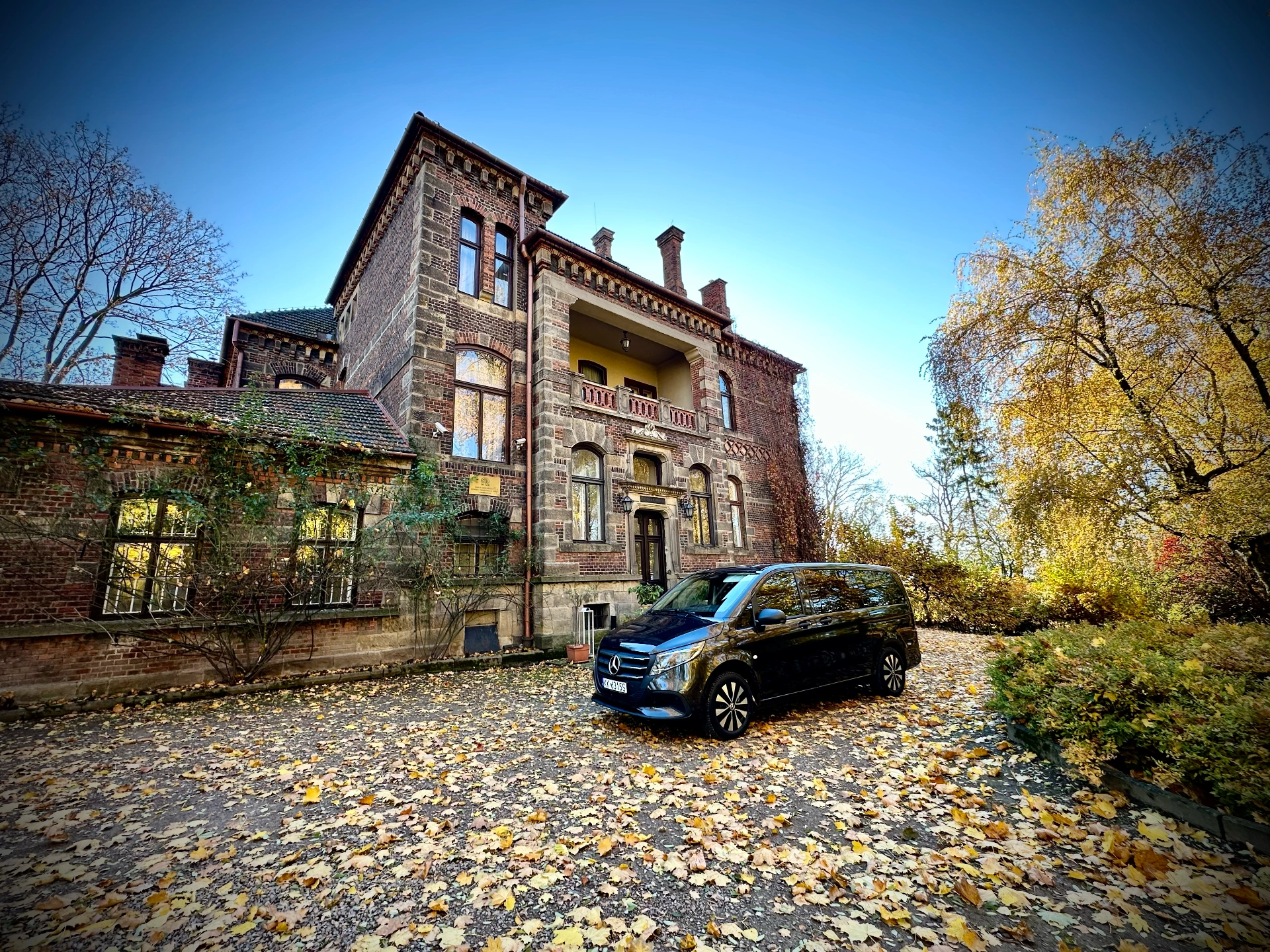 Mercedes V Class Premium