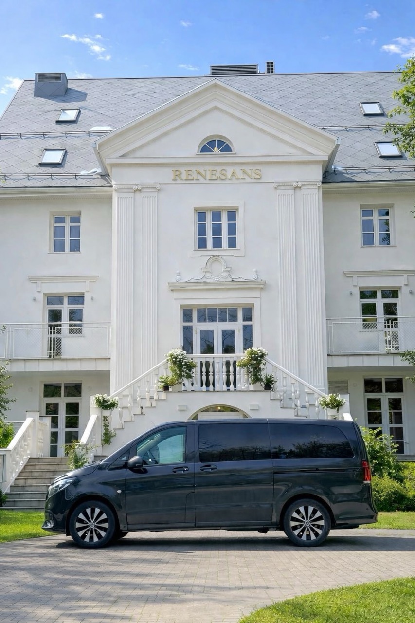 Mercedes 8-seater van transfer to Aries Zakopane and Stradom House Krakow