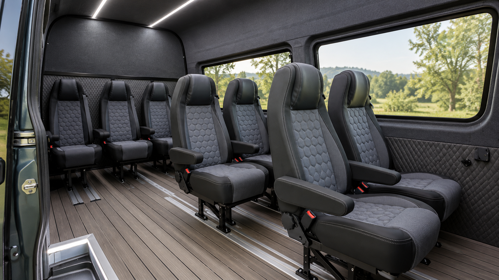 Mercedes Sprinter Premium interior with individual captain’s seats